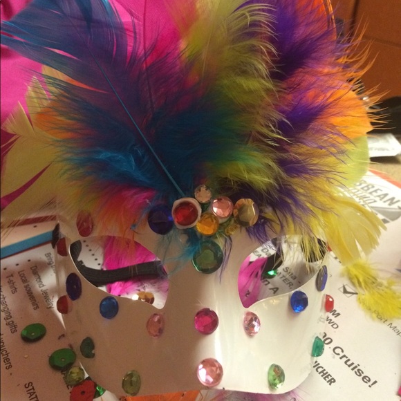 Meet your Posher, Tesa - Picture 1 of 1